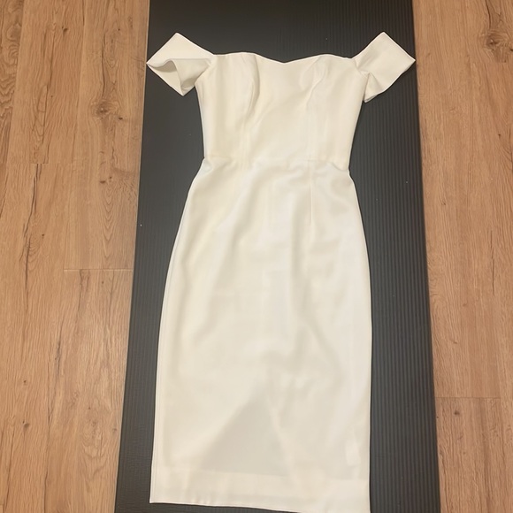 Dress the Population Bailey Off the Shoulder Dress - Picture 3 of 5